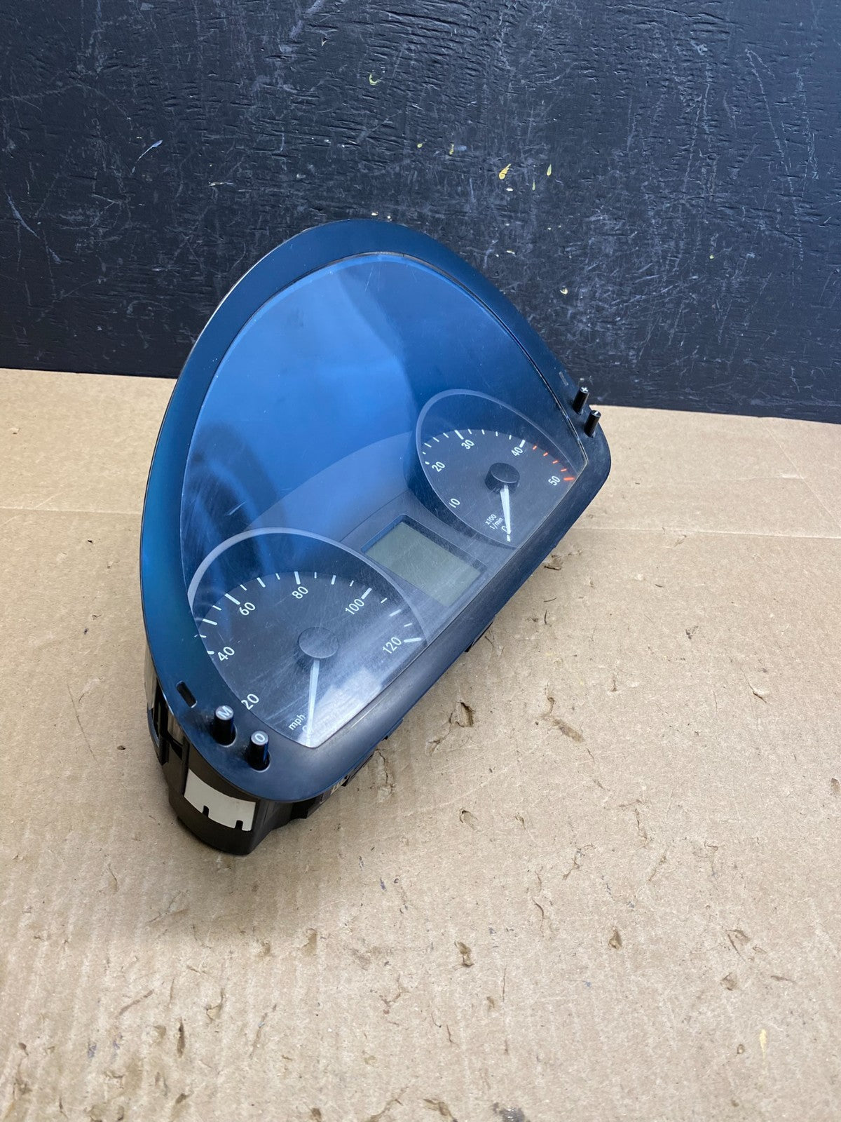 2003 to 2006 Sprinter 2500 3500 Instrument Speedometer Gauge Cluster AC6465 DG2
