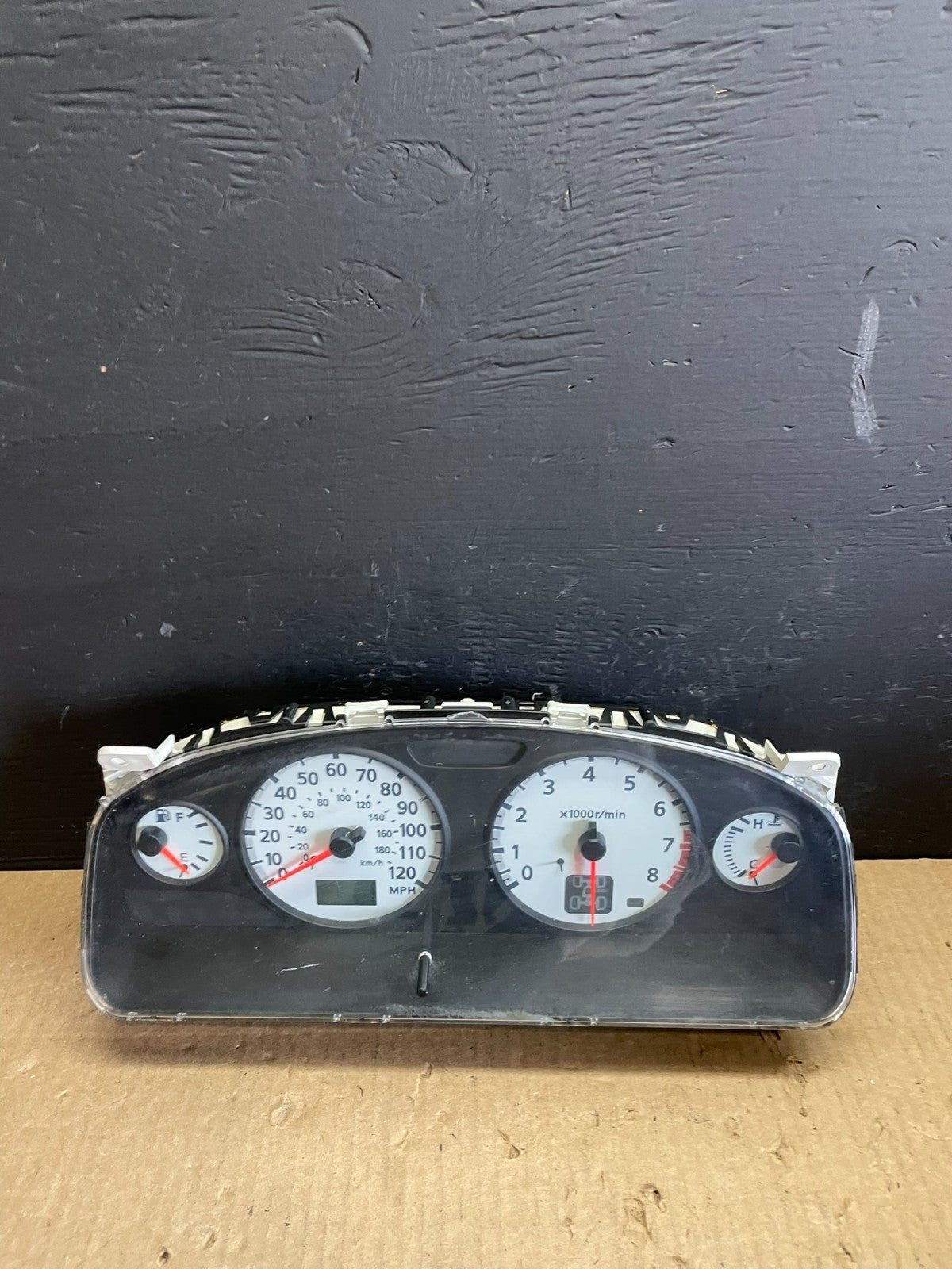 1998 to 2000 Nissan Pathfinder Speedometer Cluster Gauge AB75480
