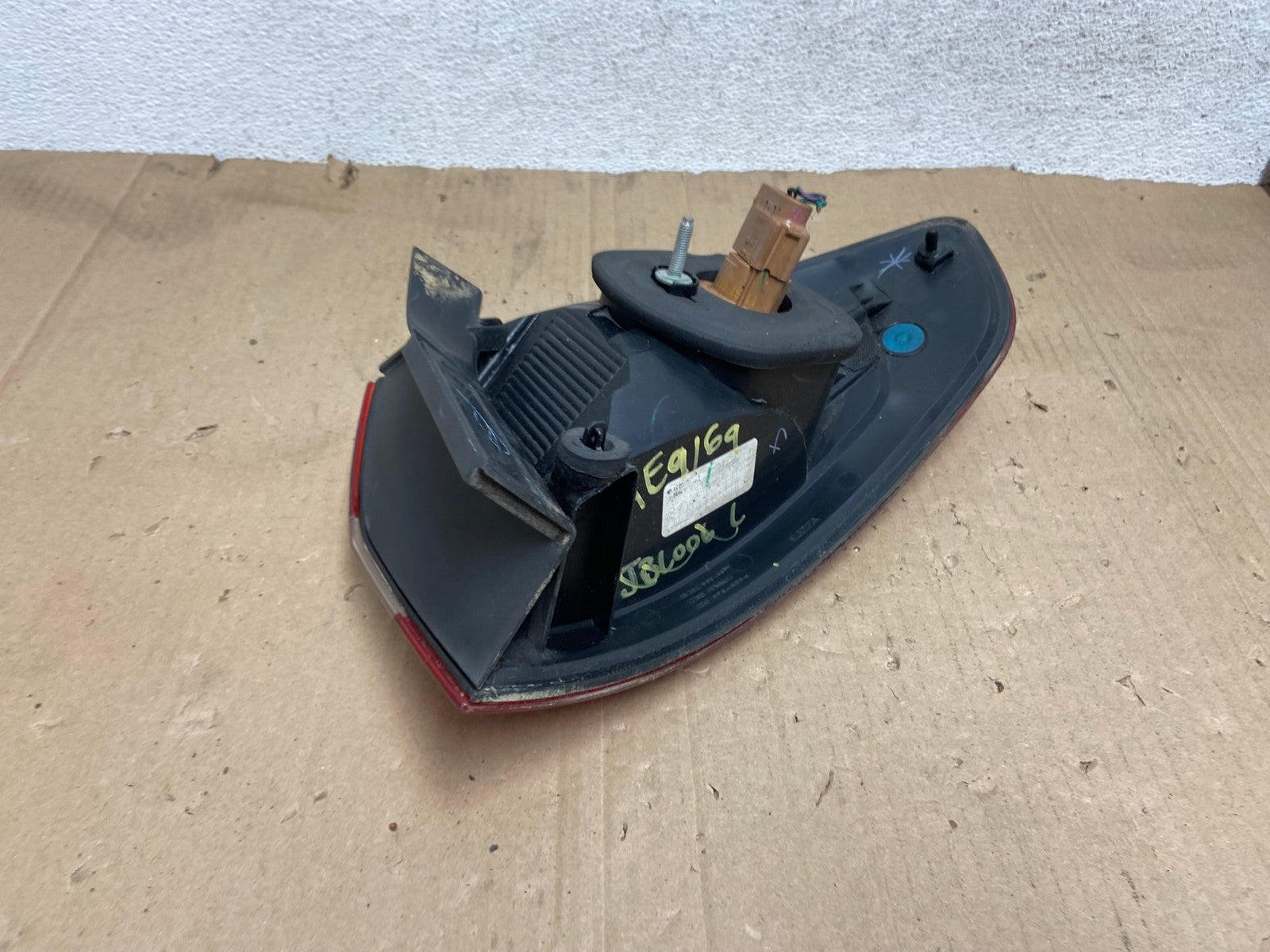 2011-2013 Ford Fiesta Sedan Left Driver LH Side Tail Light AE9169 LK4
