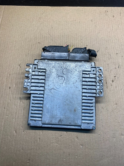 2005 Nissan Pathfinder Engine Control Module ECM MEC35-732 A1 AH3306 DW1