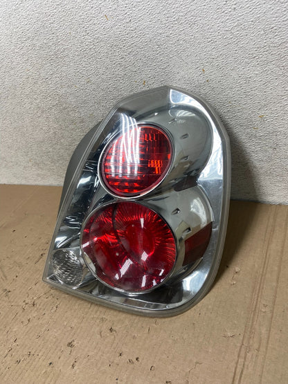 2005 to 2006 Nissan Altima Tail Light Right Passenger RH Side AJ1807 LK1