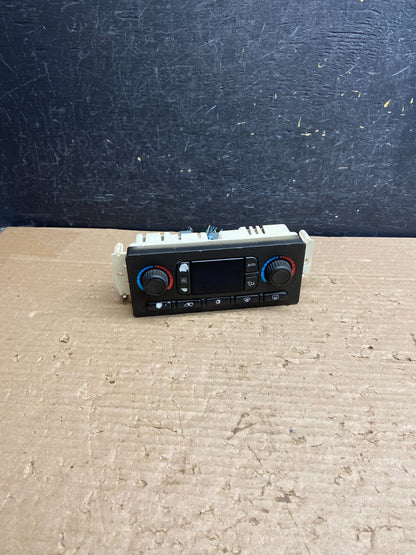 2003 to 2006 Chevrolet Silverado HVAC Heater Climate Control Module ag8553 DG0