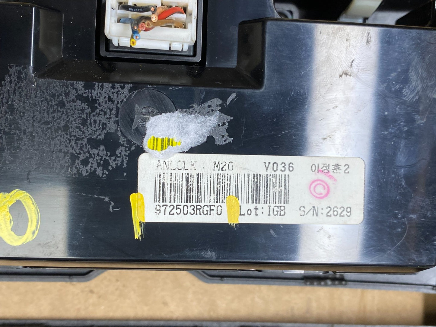2014 2015 2016 Kia Cadenza  AC Heat Temperatue Climate Control Switch W6450  DG6