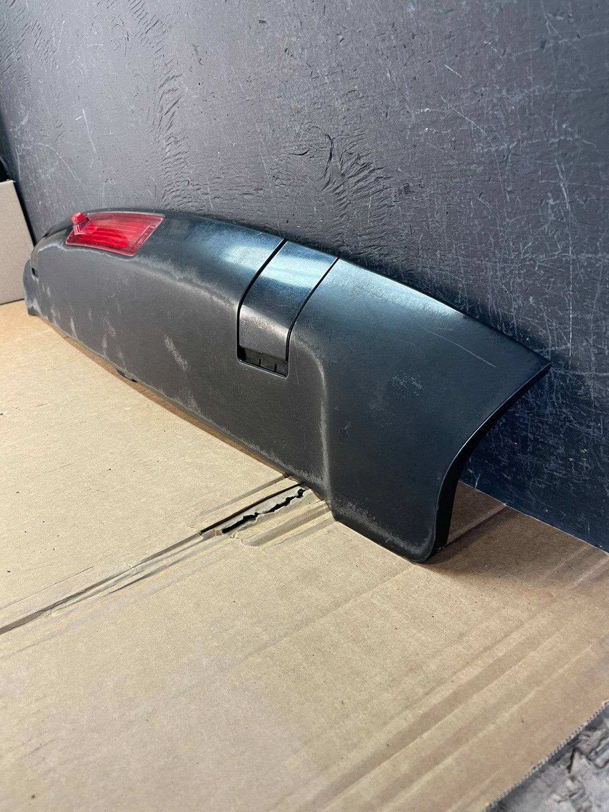 2009 to 2015 Honda Pilot Rear Trunk Spoiler Gate AE8372 DW1