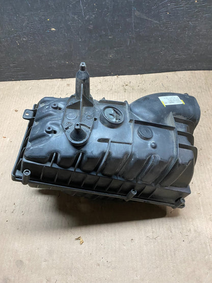 2010-2013 Land Range Rover OEM 5.0L Left Driver LH Air Filter Cleaner Box J06547