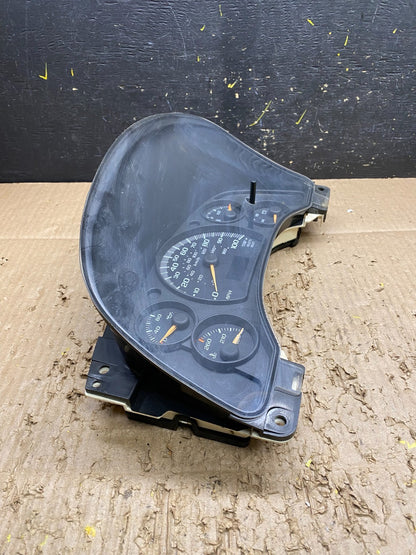 2004 to 2007 Chevrolet Express Speedometer Cluster Gauge OEM  V7358 DG1