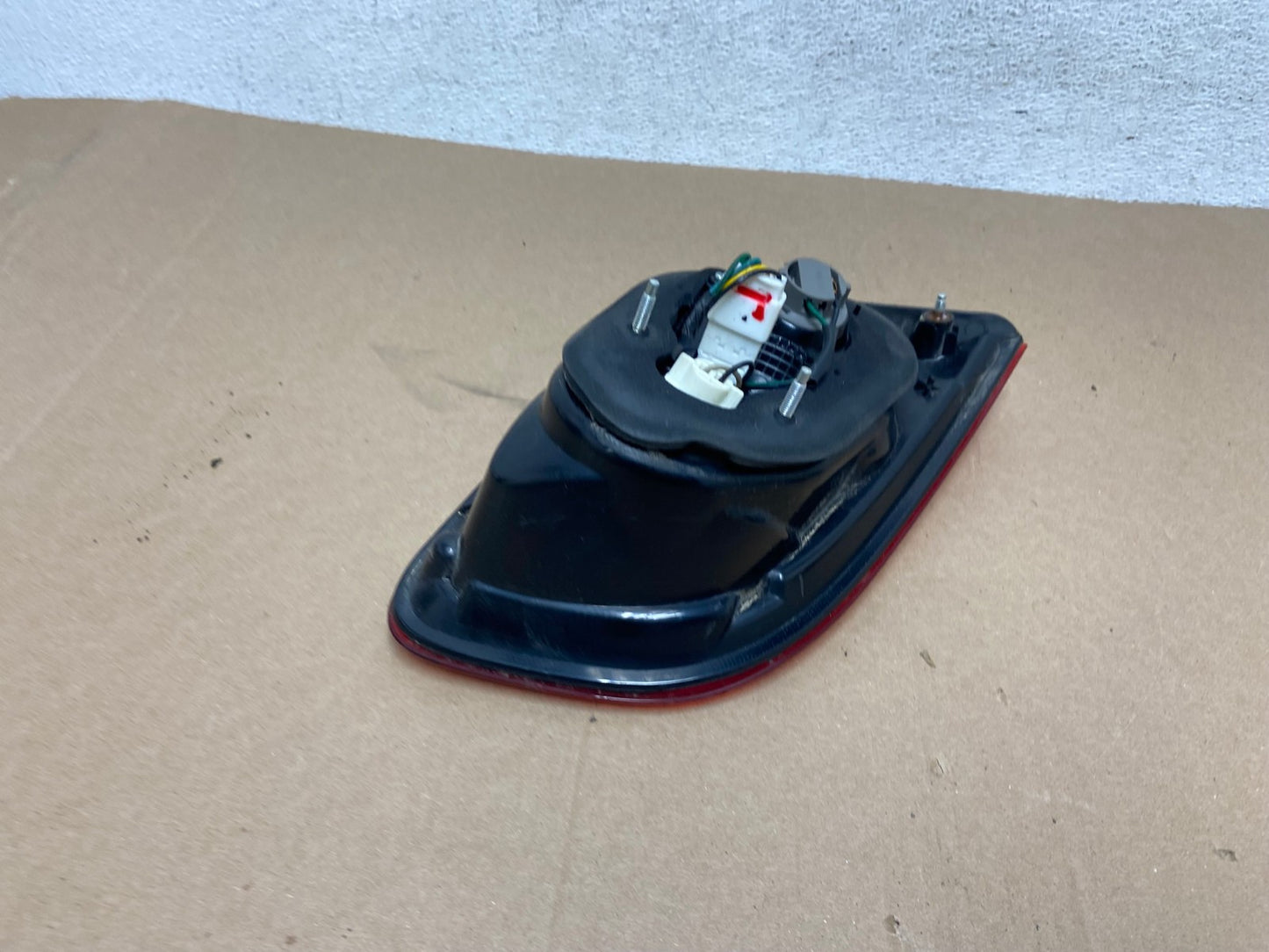 2010 2011 2012 Hyundai Santa Fe Right Passenger RH Tail Light Inner AD63954