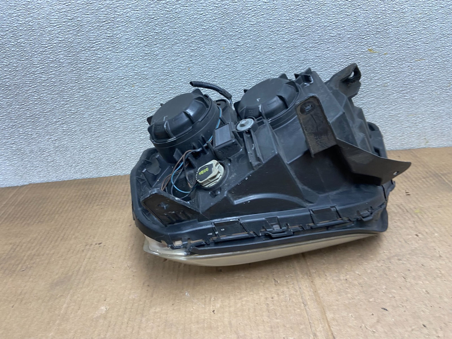 2010 to 2015 GMC Terrain Halogen Passenger Right Rh Side Headlight Oem AA6305 DW6
