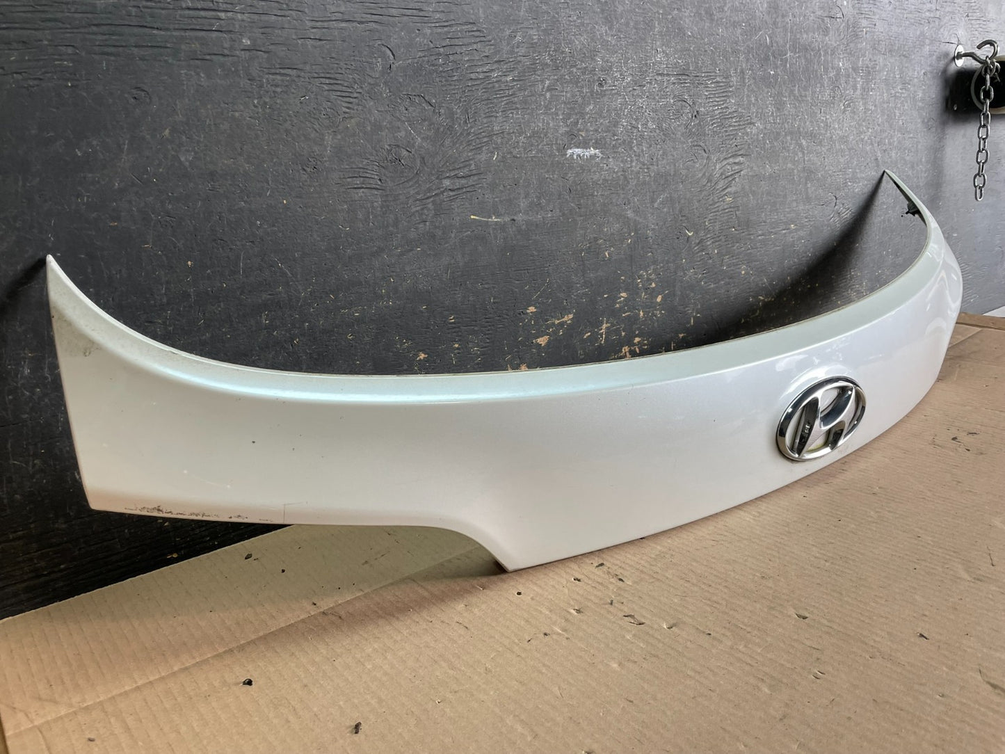 2013-2017 Hyundai Santa Fe Rear Trunk Hatch Molding Trim Panel Camera Z8394 DG2