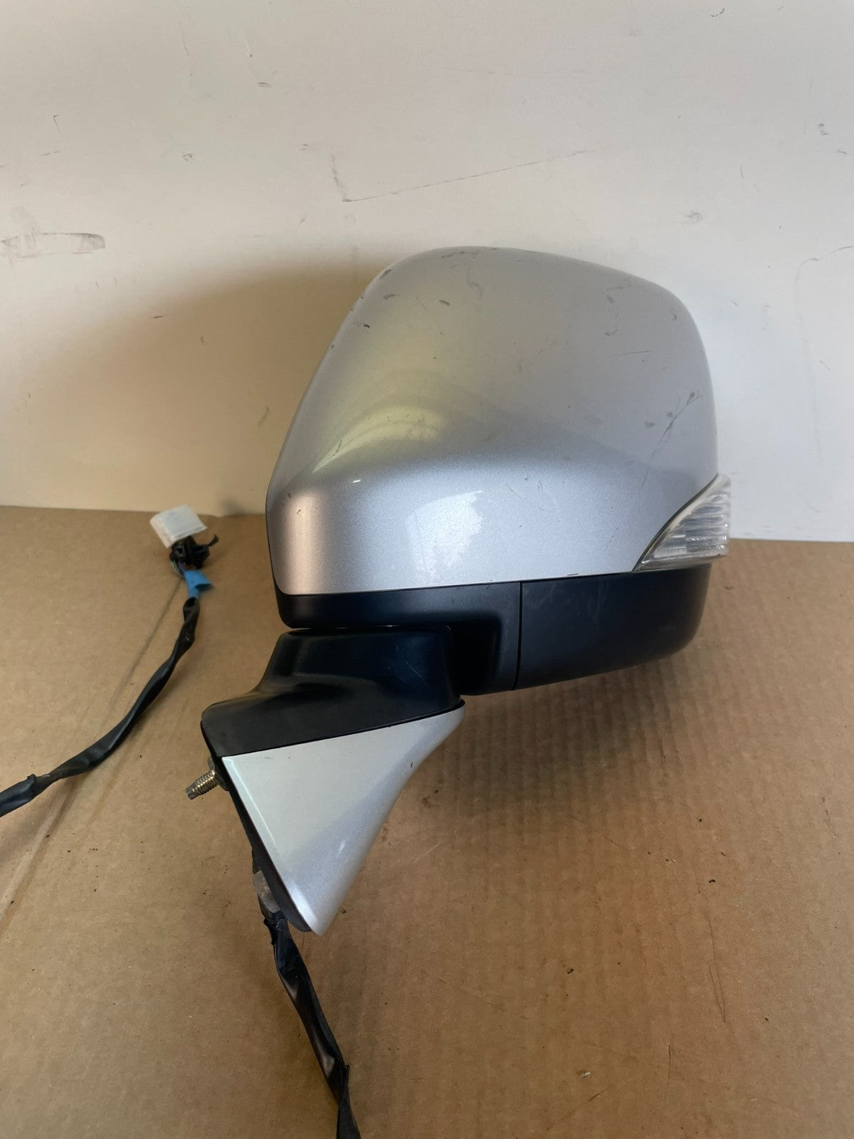 2011 to 2017 Nissan Quest Left Driver LH View Door Mirror AG2688 MS1