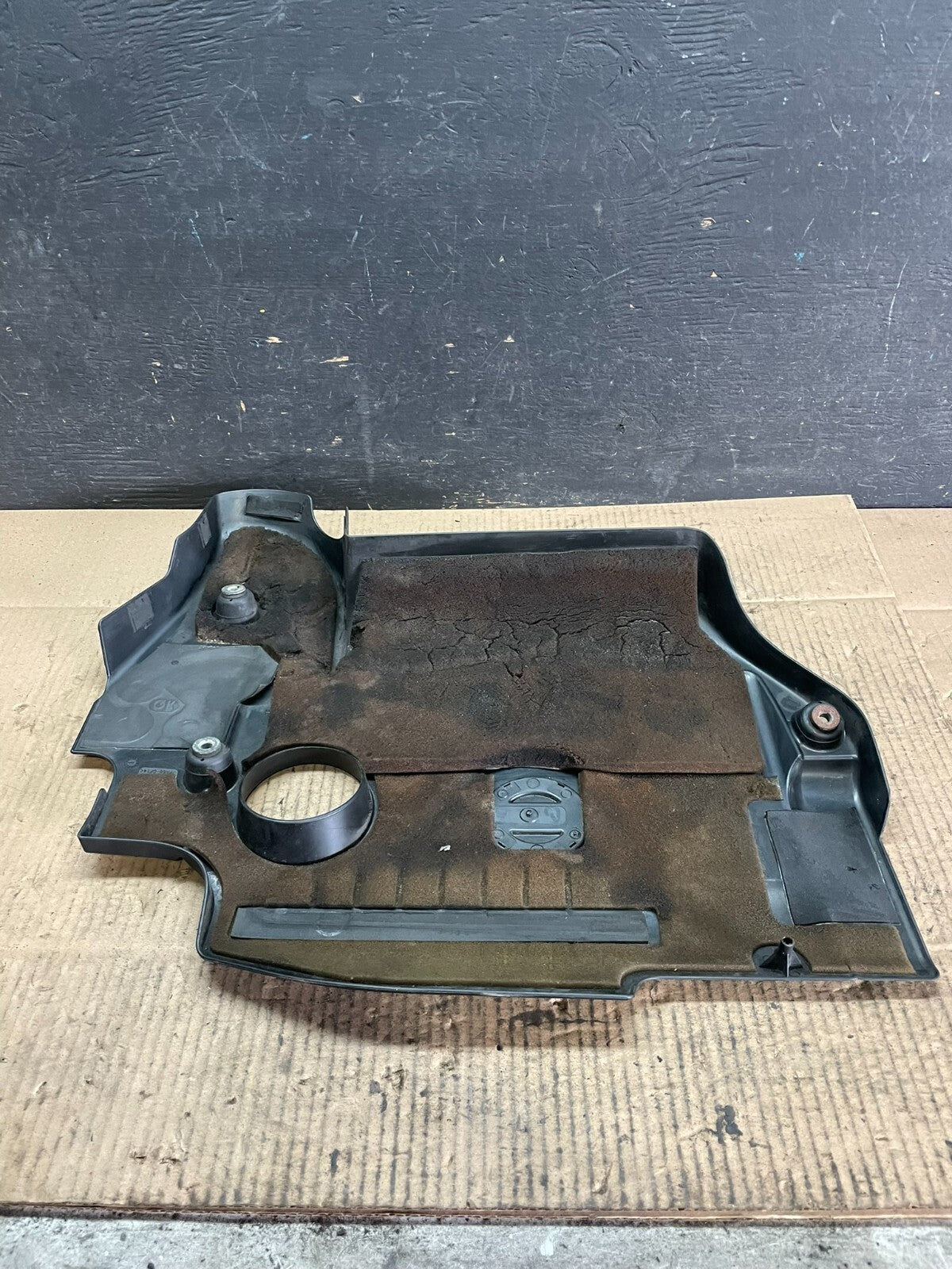 2007 to 2013 Nissan Altima 2.5 L Engine Cover j4239 PS5