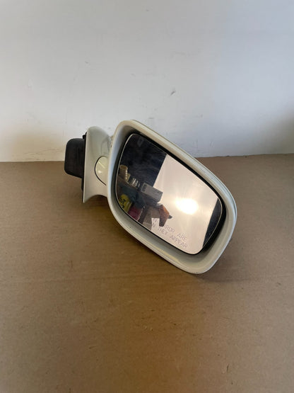 2007-2009 Mercedes E-Class Right Passenger Door Mirror Turn Signal AF5639 DG2