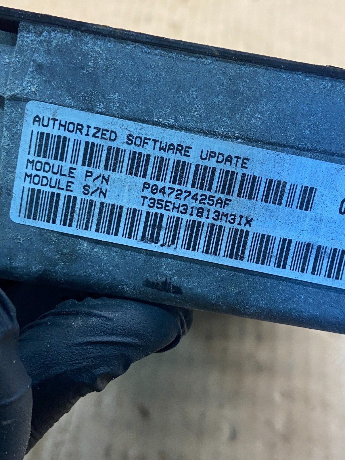 2002 Dodge Caravan Engine Control Unit ECU Module AF9237 DG2