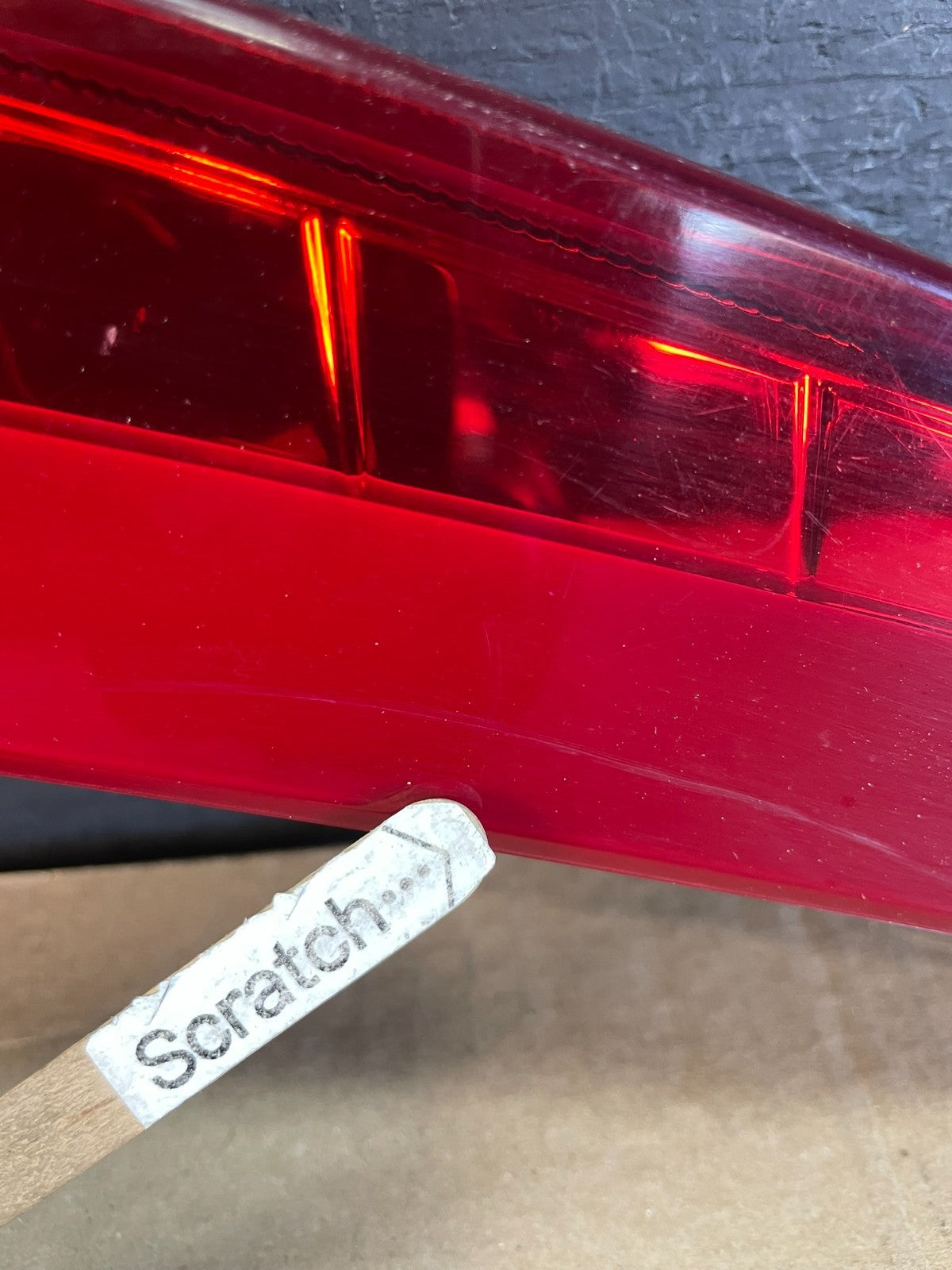 2013 to 2017 Cadillac XTS LED Third 3rd Center Tail Trunk Light ac2239 DG4