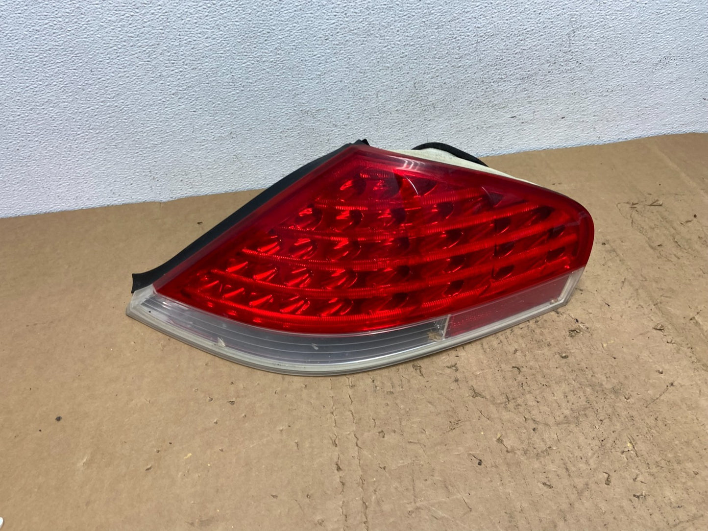 2004-2007 BMW 6 Series 650i 645i Right Passenger Side Tail Light AD1413 DW0