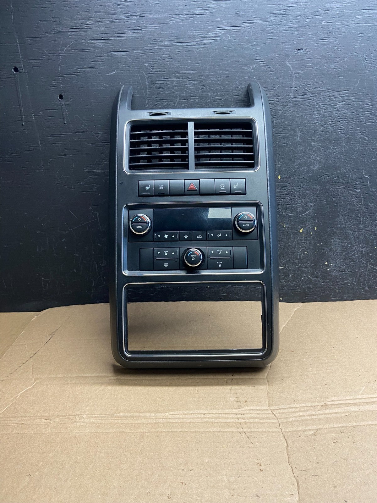 2009 2010 Dodge Journey Center Dash A/C AC Climate Control Bezel Trim AF1835 DG0