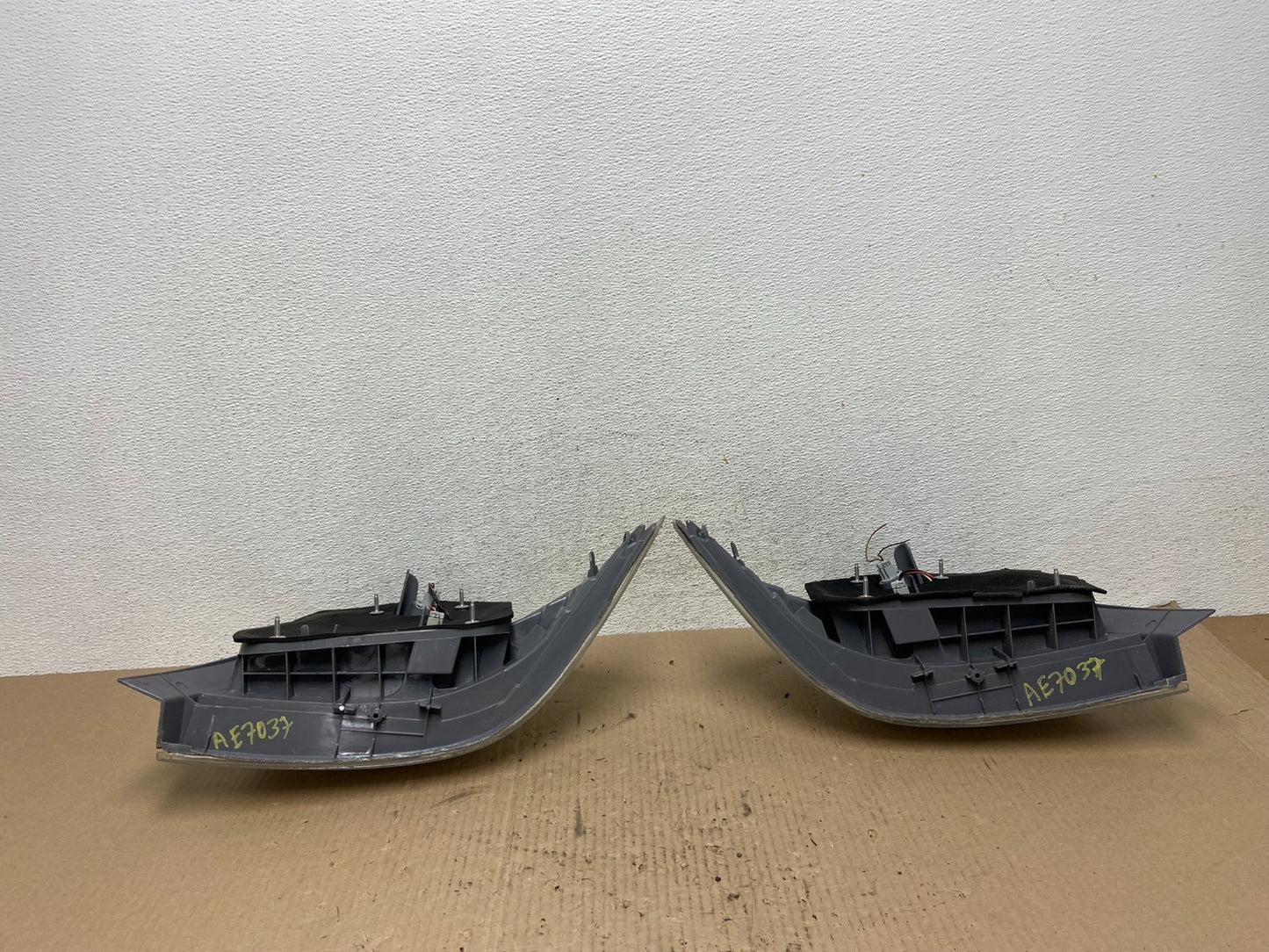2006 - 2007 Honda Accord Left+Right Set Side Tail lights AE7037 DG8