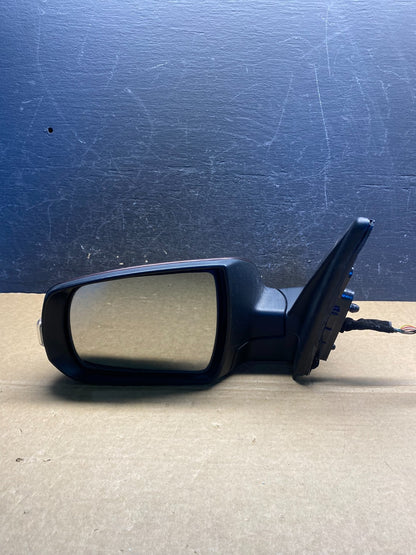 2011 - 2015 Kia Sorento Left Driver Lh Side Door Mirror Turn Signal Oe af7879 DG9