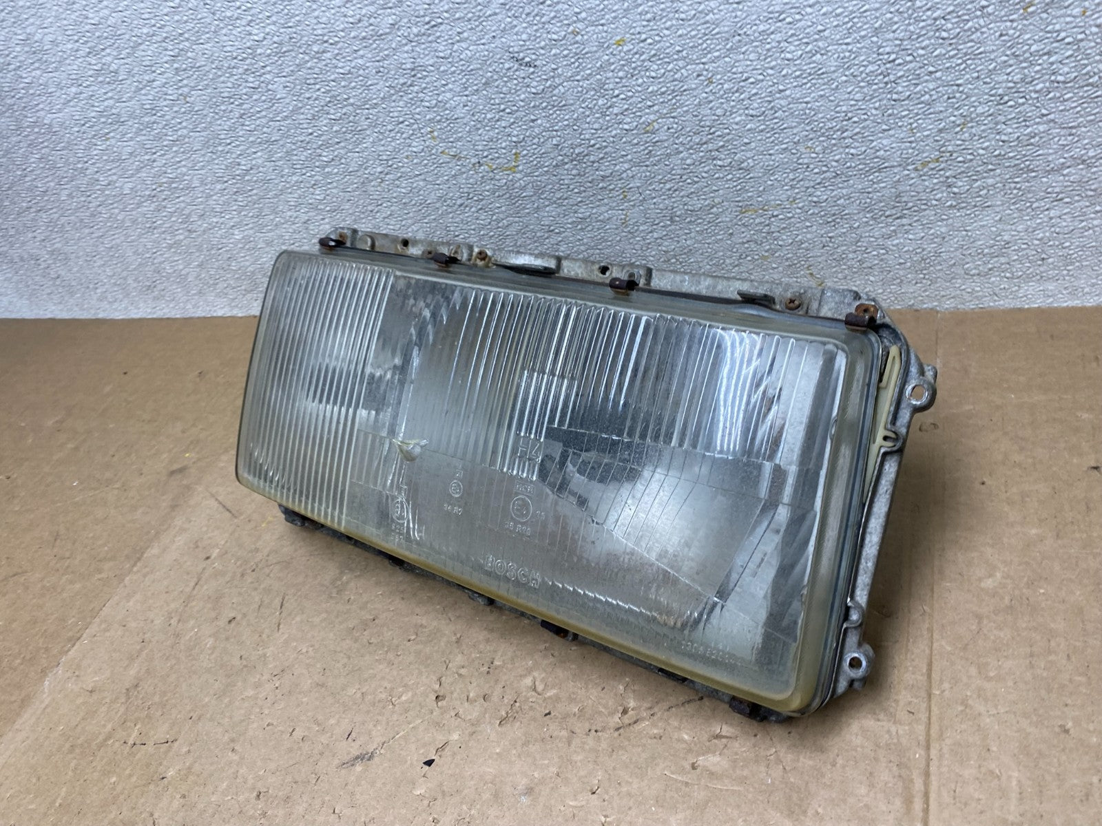 Mercedes W116 S-Class Right Passenger RH Halogen Headlight W8746 DG1