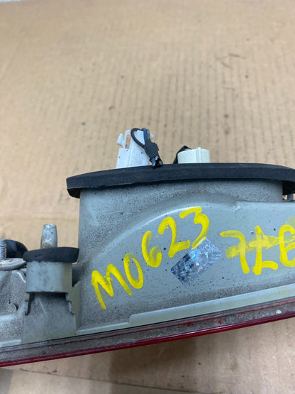 2011 to 2014 Hyundai Sonata Right Passenger Rh Inner Tail Light Oem M0623 DG7