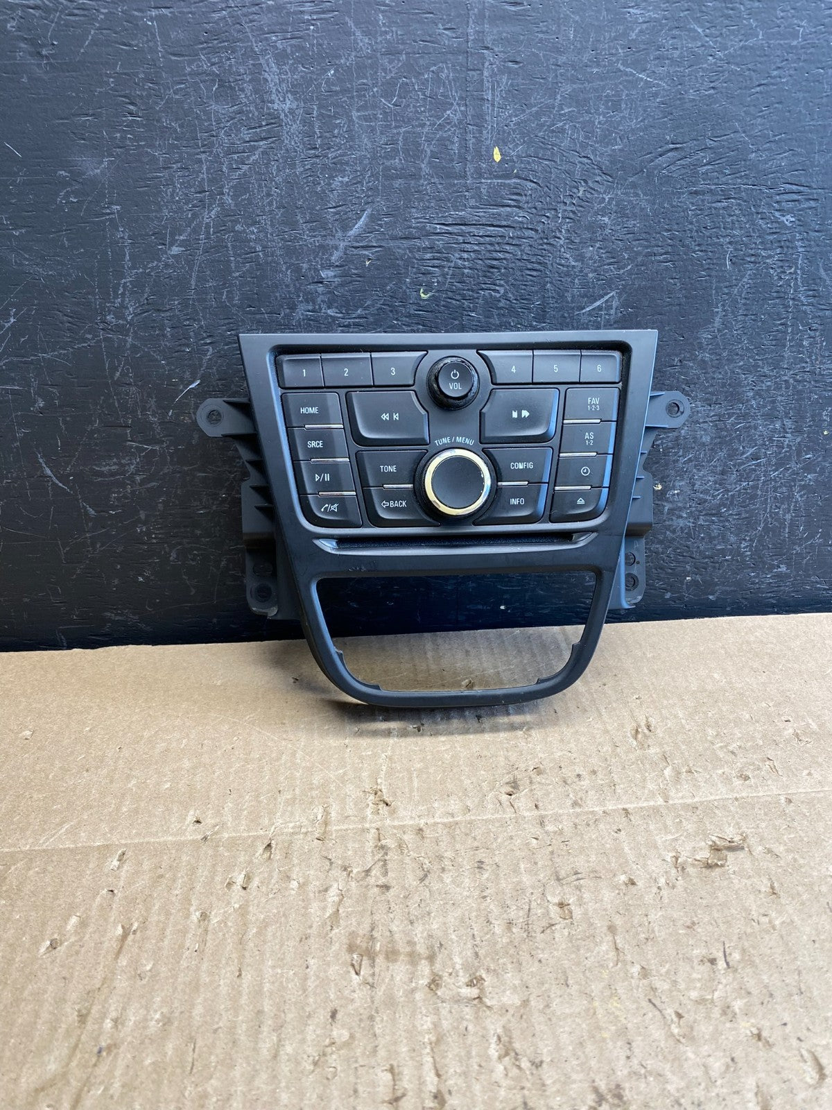 2013 to 2016 Buick Encore Radio Control AM/FM Panel 95052533 AC9177 DG0