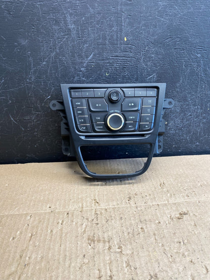 2013 to 2016 Buick Encore Radio Control AM/FM Panel 95052533 AC9177 DG0