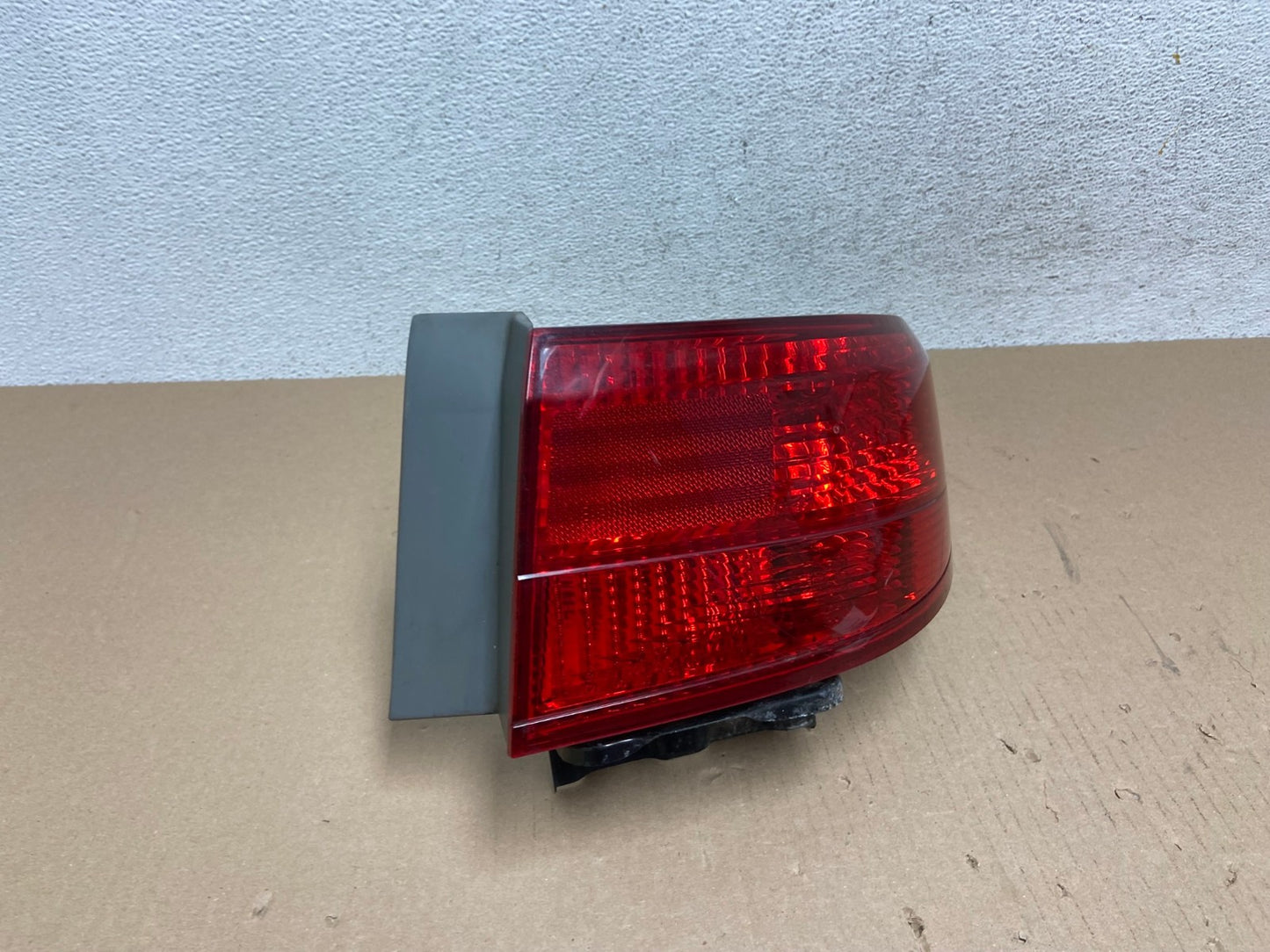 2005 Honda Accord Right Passenger Rh Side Tail Light AE7197 LK2