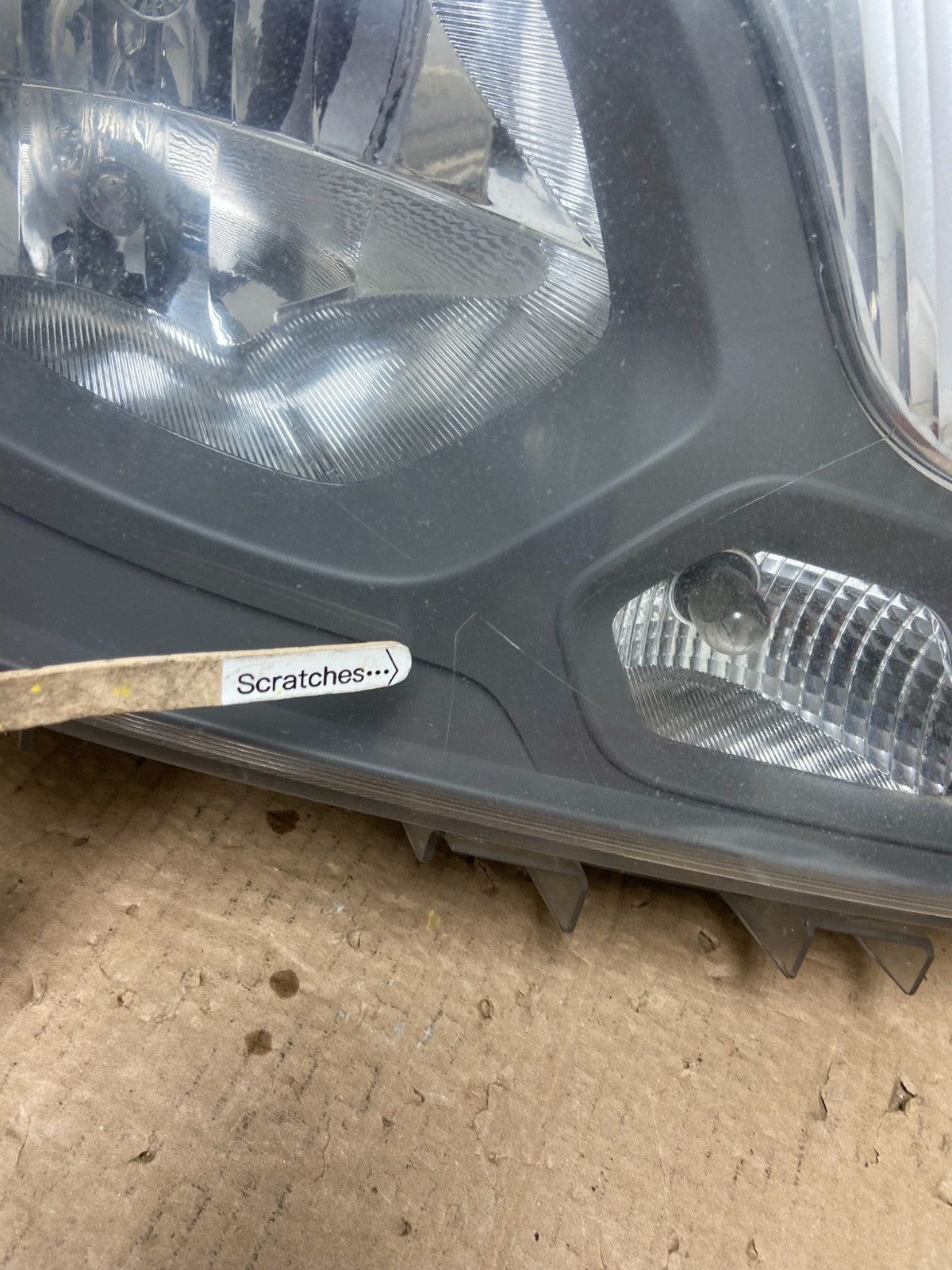 2014 to 2017 Mercedes Sprinter Headlight Right Passenger Halogen Oem AB2504 DG3