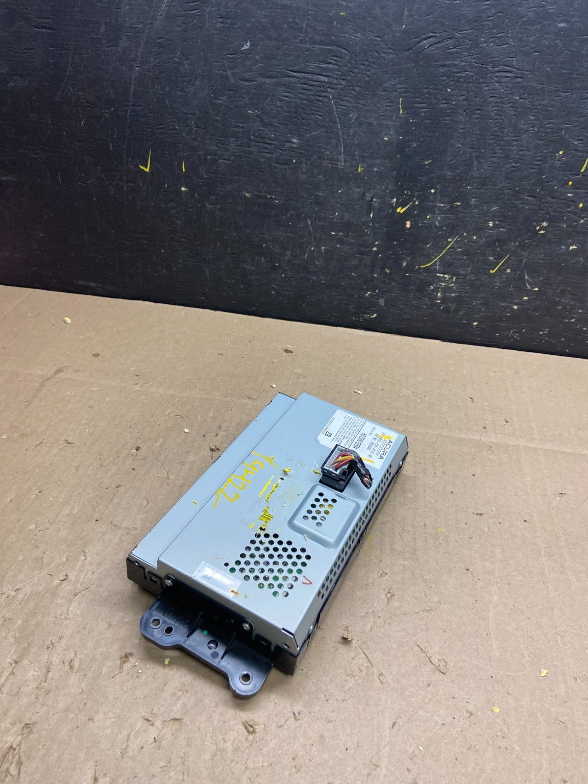 2007 to 2009  Acura RDX Radio Audio Navigation Display Screen AB5853 DG4