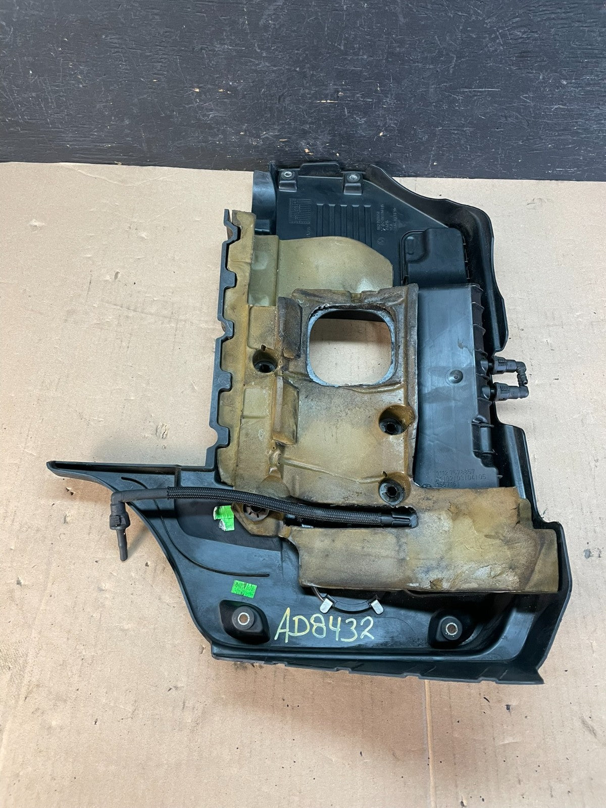 2009 to 2011 BMW 328i 528i Plastic Engine Cover Shield ad8432 DG3