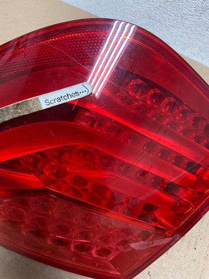 2009 to 2012 Bmw 7-Series F01 F02 750i Right Passenger Tail Light AE5000 LK3