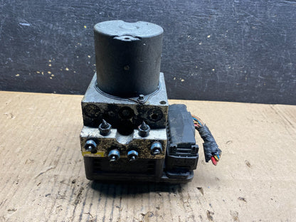 2007 to 2010 BMW X5 E70 ABS Anti-Lock Brake Pump 3451 6795778 V0773 DG0