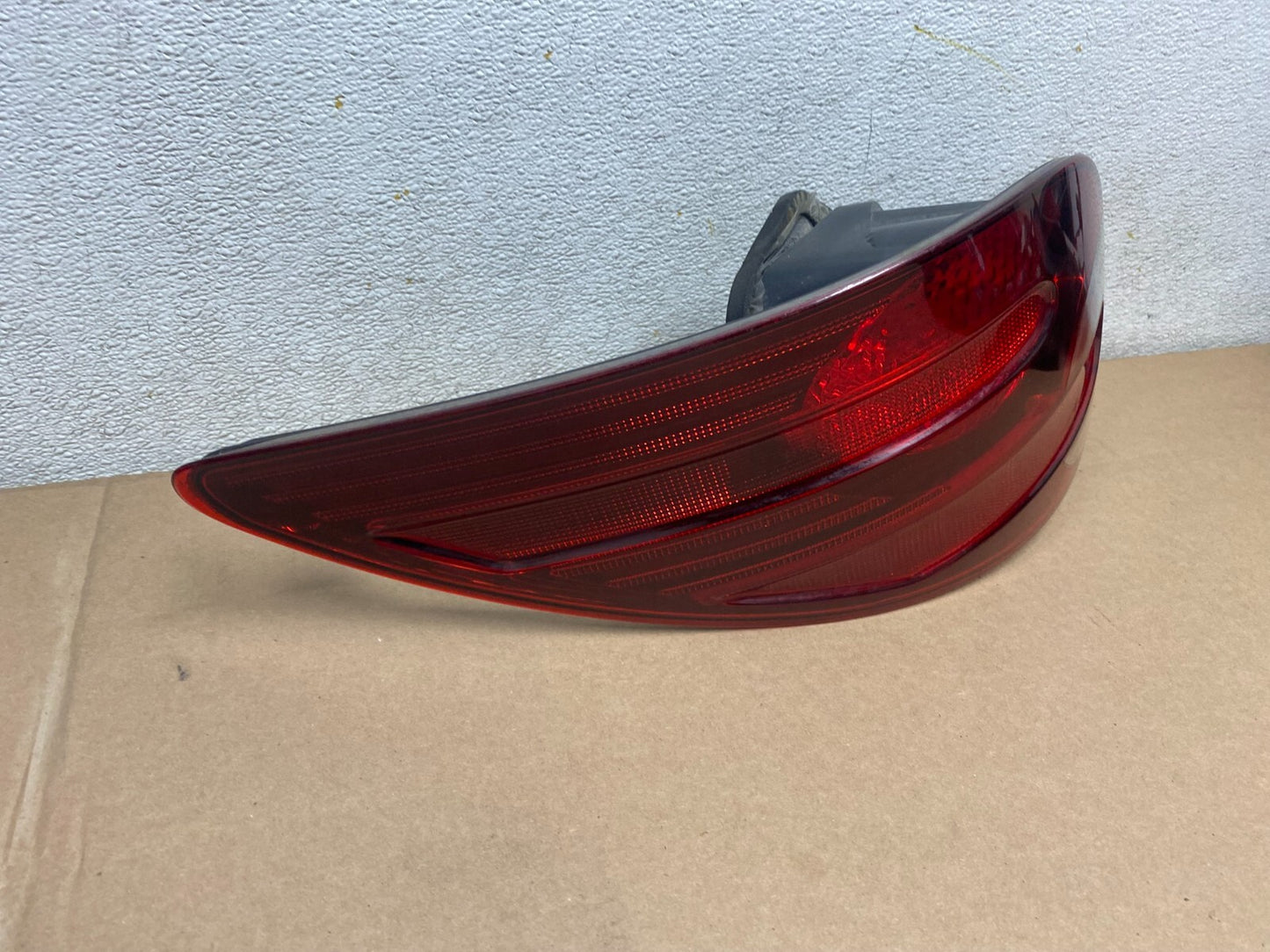 2006 to 2010 Mercedes W251 R-Class Left Driver LH Smoked Tail Light J9249 DG1