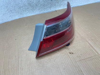 2007 2008 2009 Toyota Camry Right Passenger Side Tail Light AI6912 LK2