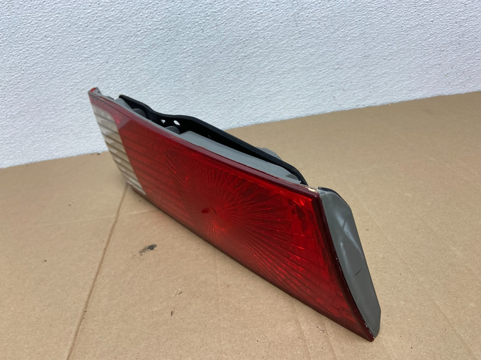2000-2001 Toyota Camry Tail Light Left Driver LH Side Inner AB8013 DW1