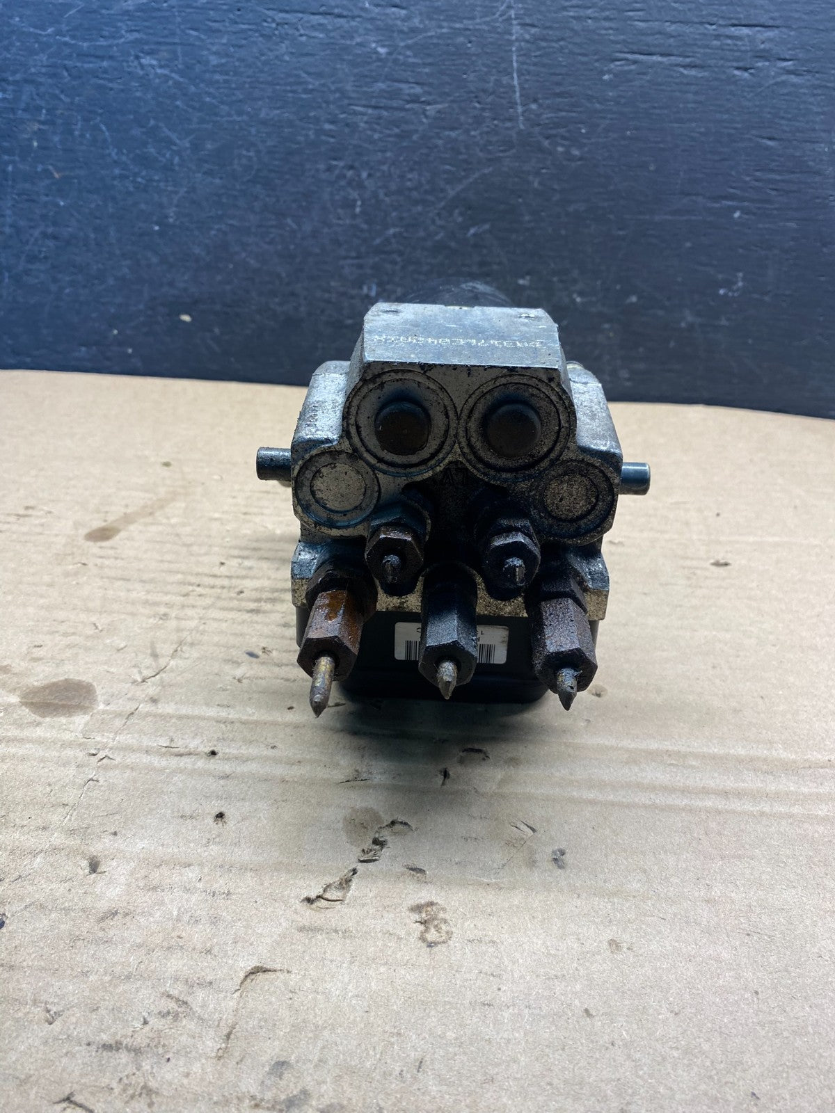 2003 2007 Ford E250 E350 Anti-Lock ABS Antilock Brake Pump AE2236 DW3
