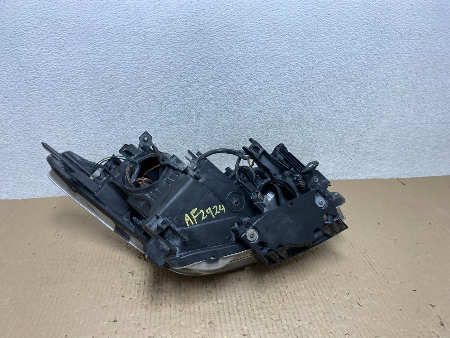 2008 to 2010 Infiniti G37 Coupe Left Driver LH Xenon HID Headlight AF2924 DG7