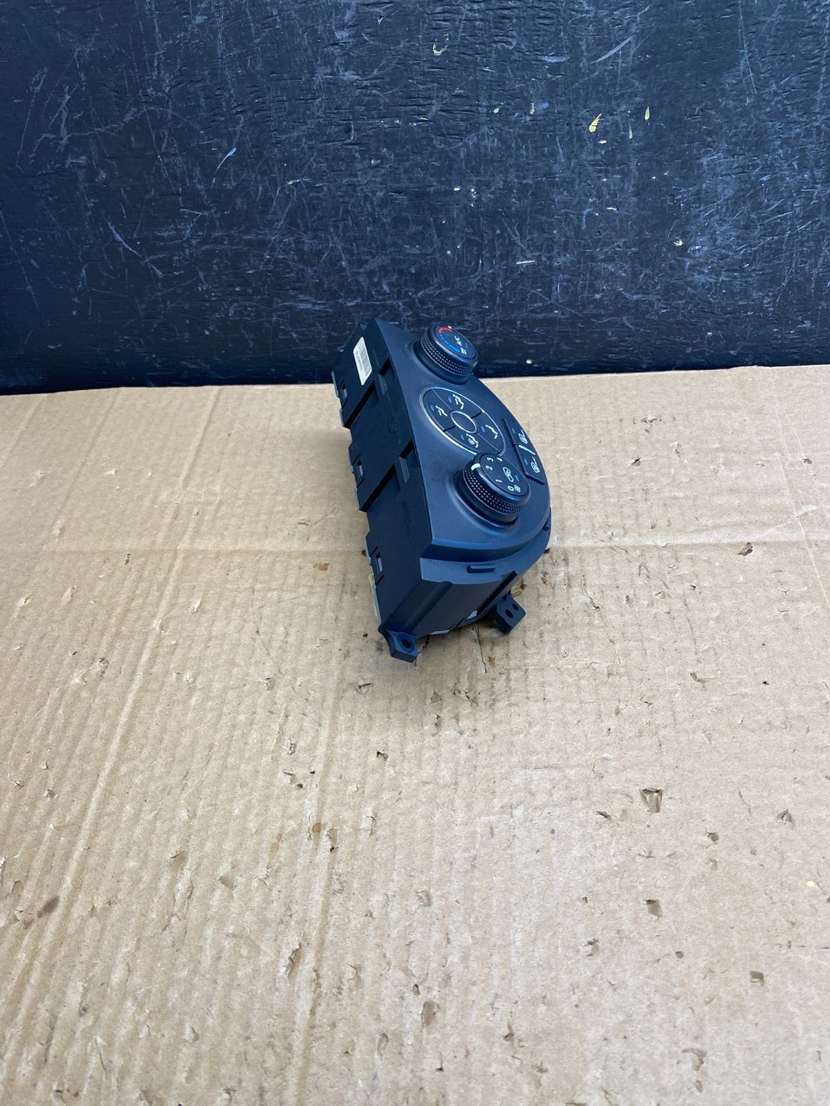 2012 to 2013 Kia Soul AC Heat Climate Control Switch Trim Bezel Black ac9561 DG1