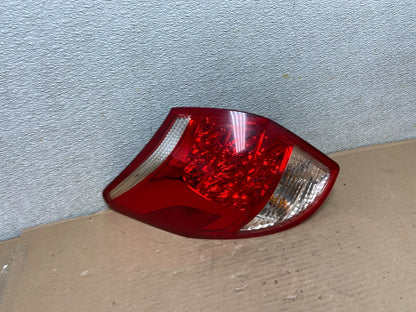 2006 2007 2008 Toyota Rav4 Left Driver LH Side Tail Light OEM AA9931 LK2
