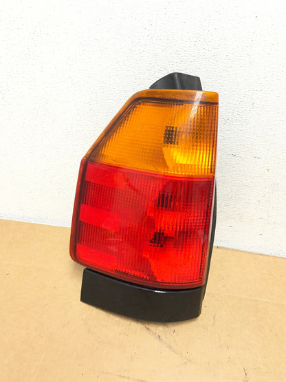 2002 to 2009 Gmc Envoy Left Driver Lh Side Tail Light AD6195 LK0