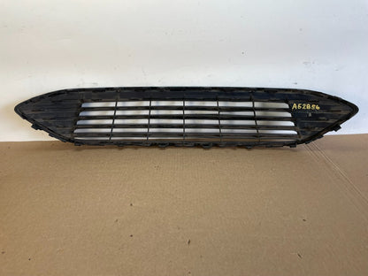 2015 to 2018 Ford Focus Front Bumper Center Grille Grill AG28563