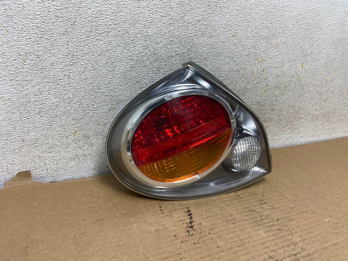 2002 2003 Nissan Maxima Left Driver Lh Side Tail Light AH7900 LK1