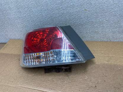 2008 to 2012 Honda Accord Sedan Tail light Left Driver LH Side AB5100 DW1