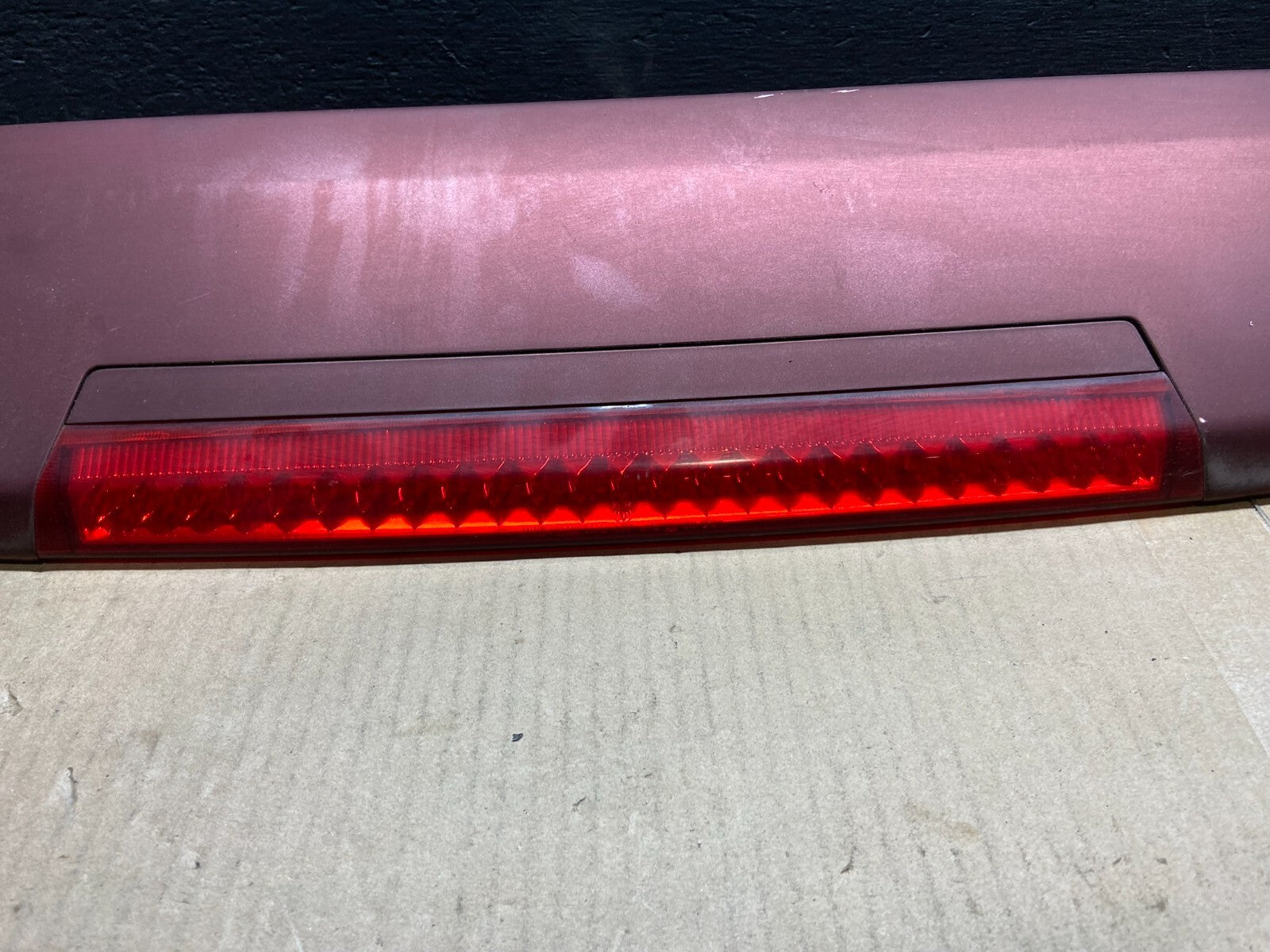 2007 to 2012 Hyundai Santa Fe Rear Spoiler W/3rd Brake Light C9580 DG4