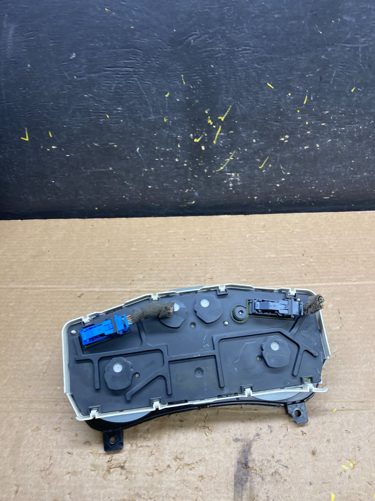 2011 to 2013 Ford Transit Connect Speedometer Gauge Cluster w9698 DG4