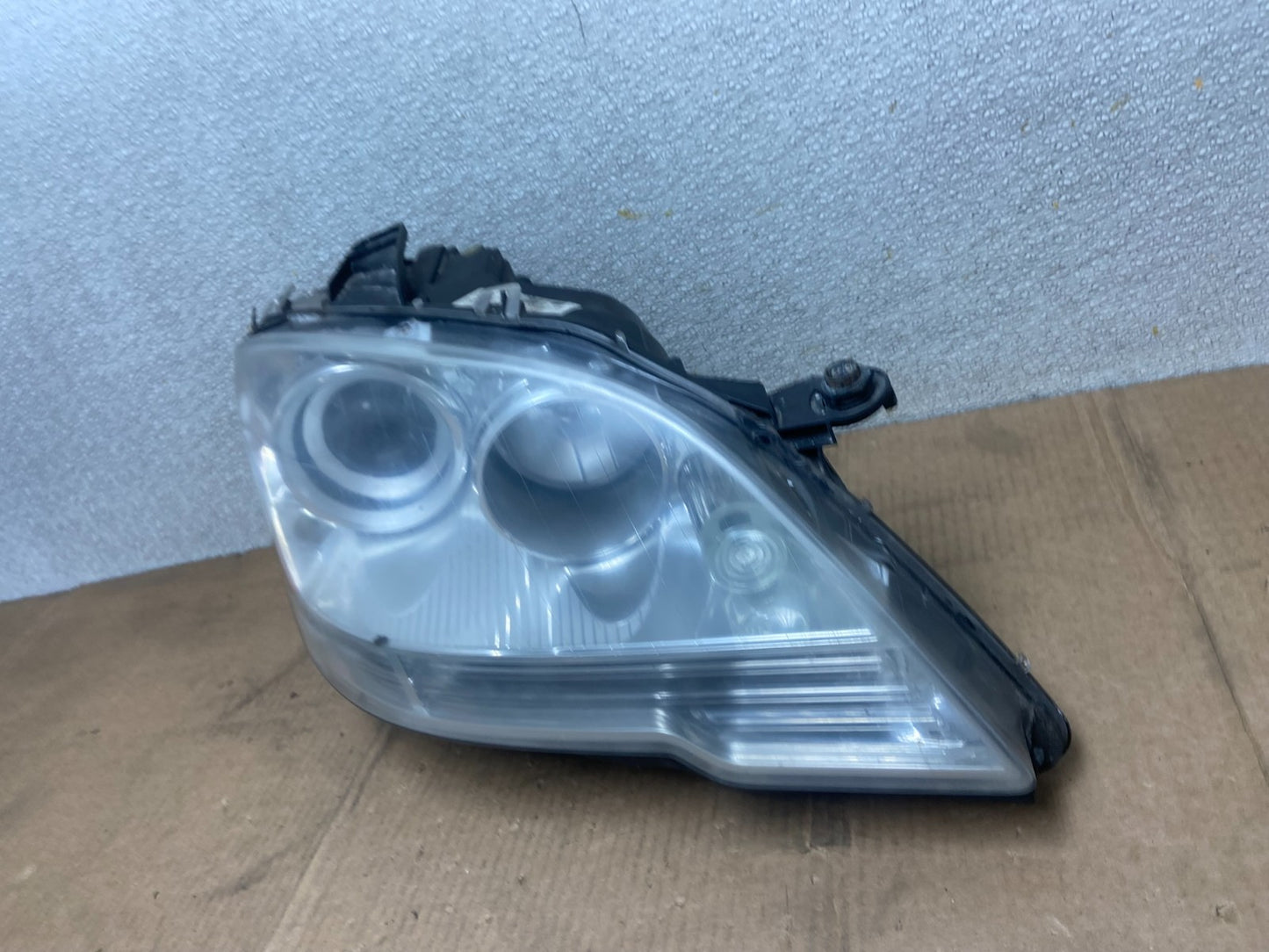 Halogen 2009-2011 Mercedes-Benz ML Class Right Passenger Headlight Oem AA5419 DW1