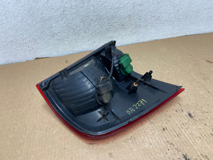 2002 to 2005 Ford Explorer Right Passenger Rh Side Tail light AG2271 LK6
