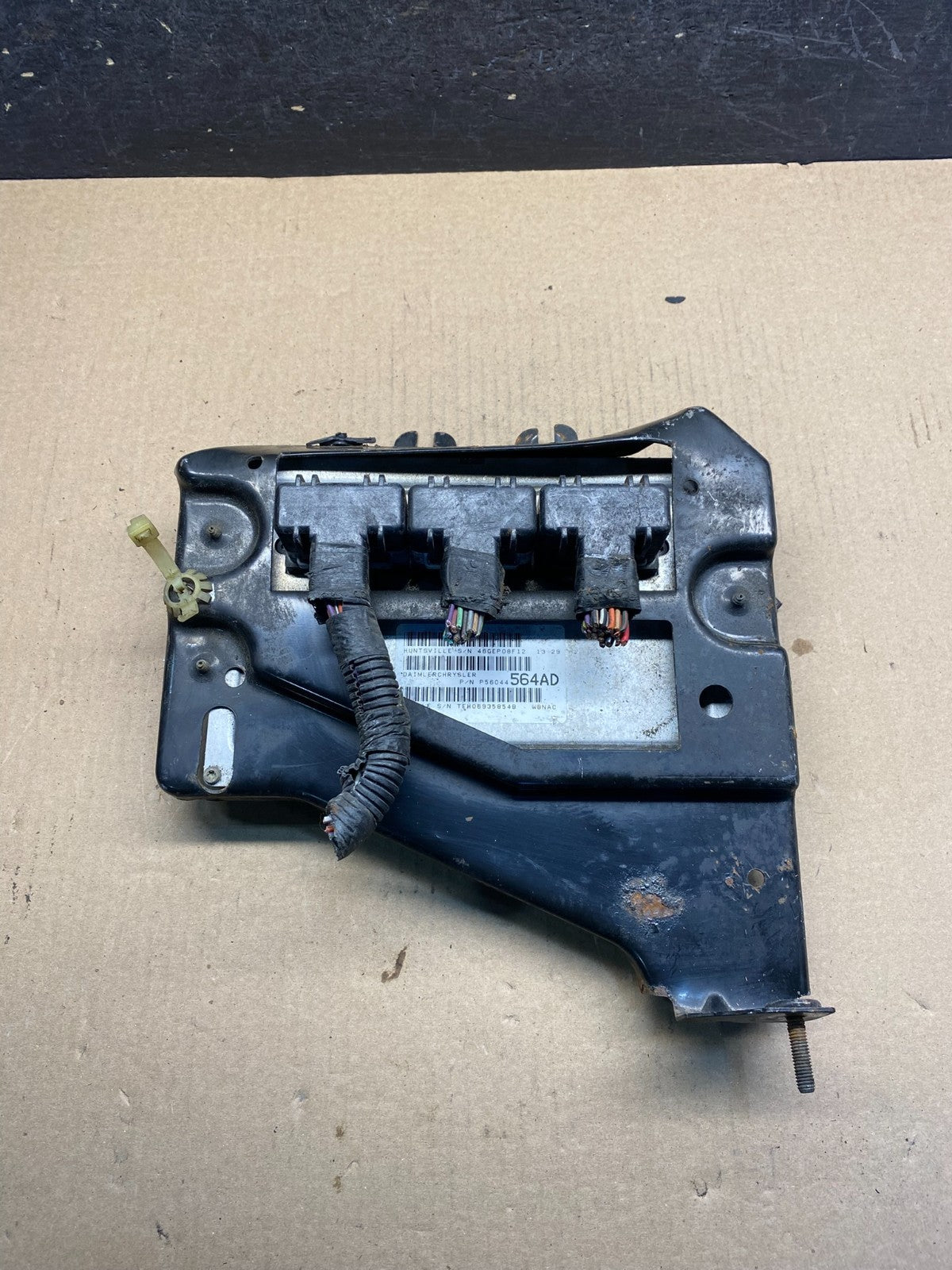 2004 Jeep Grand Cherokee 4.7L ECM ECU Engine Control Computer Module AH4601 DG0
