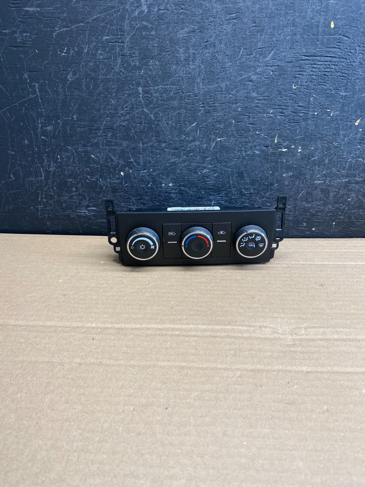 2010-2011 GMC Sierra Chevy Silverado AC Climate Control A/C AF9992 DG0