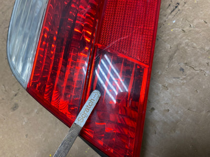 1999 to 2001 BMW E38 7-Series Right Passenger Rh Side Tail Light OEM V6004 DW3
